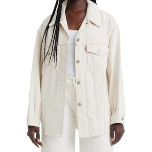 NWT Levi’s Women’s Denim Pocket Front Trucker Shacket Size Large Barley Cream